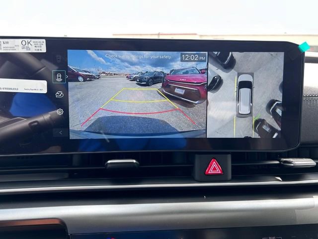 New 2026 Kia Carnival SX w/ SX Dark Edition Package FWD image 22