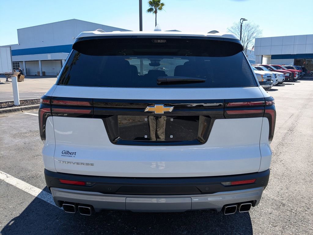 New 2026 Chevrolet Traverse LT w/ Sun and Wheel Package image 5