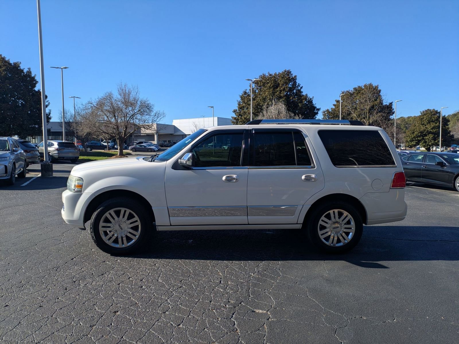 Used 2013 Lincoln Navigator 2WD w/ HD Trailer Tow Pkg image 8