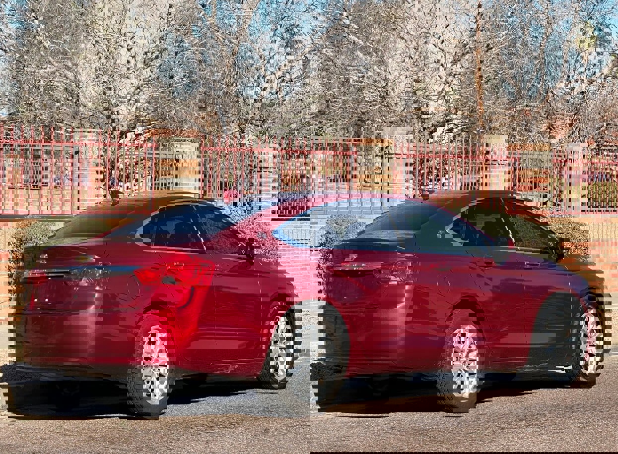 Used 2019 Chevrolet Impala LT image 10