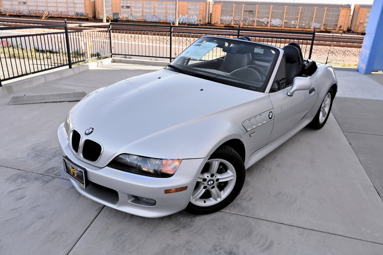 Used 2000 BMW Z3 2.5i image 13