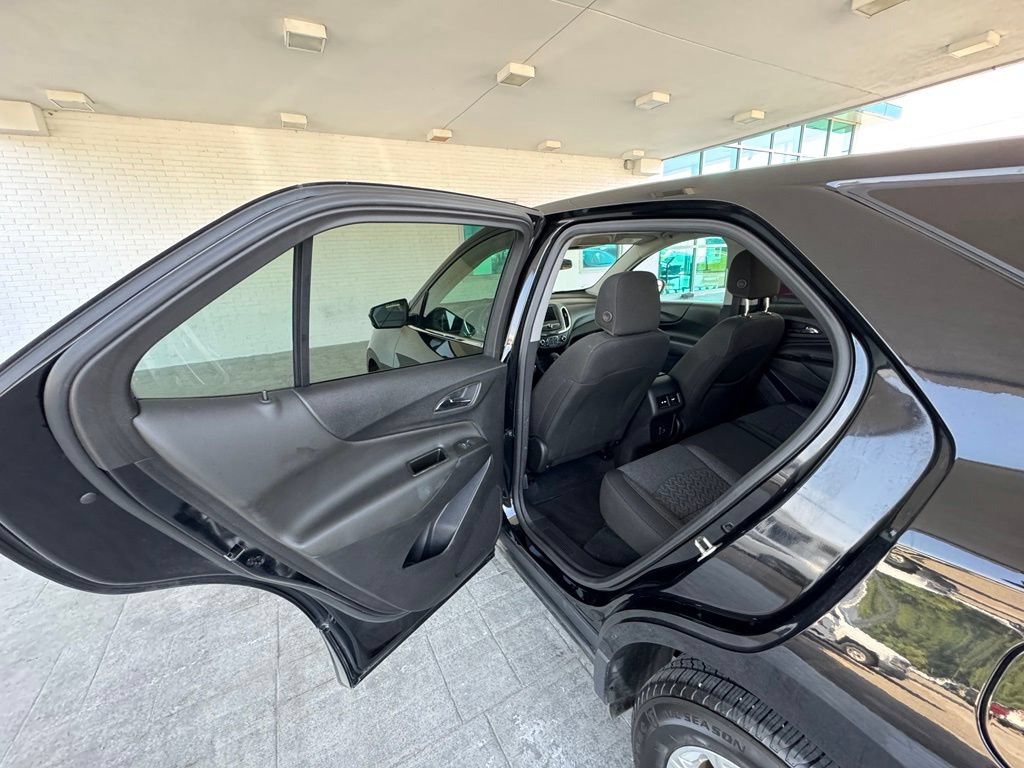 Used 2024 Chevrolet Equinox LT FWD image 19