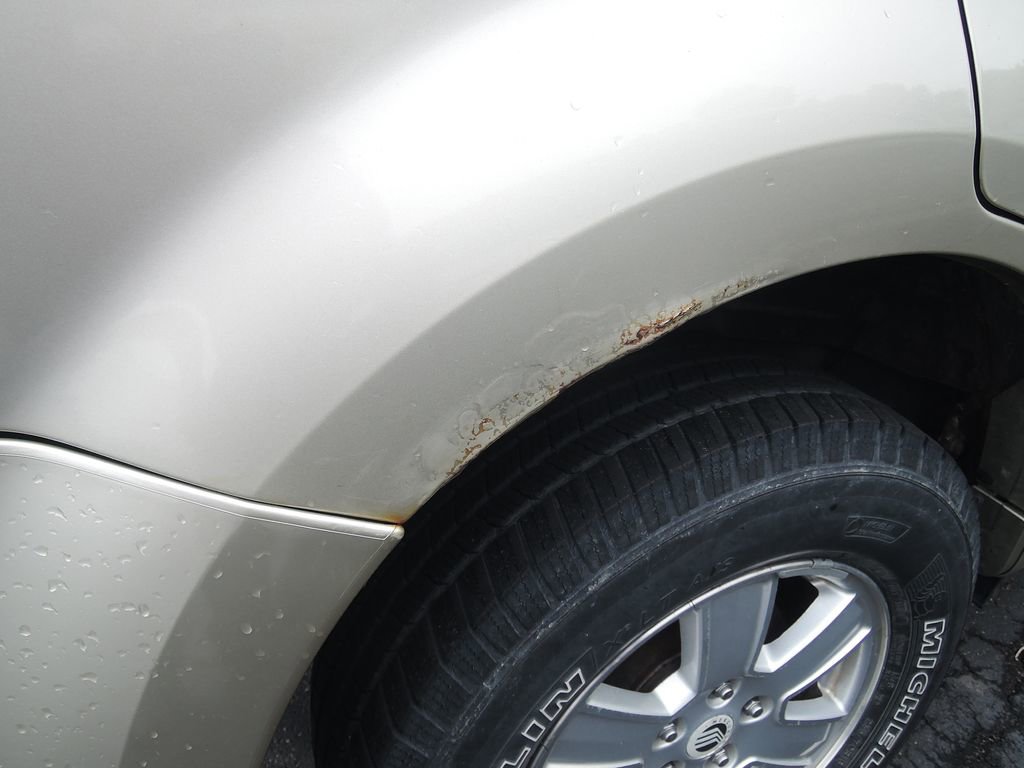 Used 2010 Mercury Mariner 2WD image 9