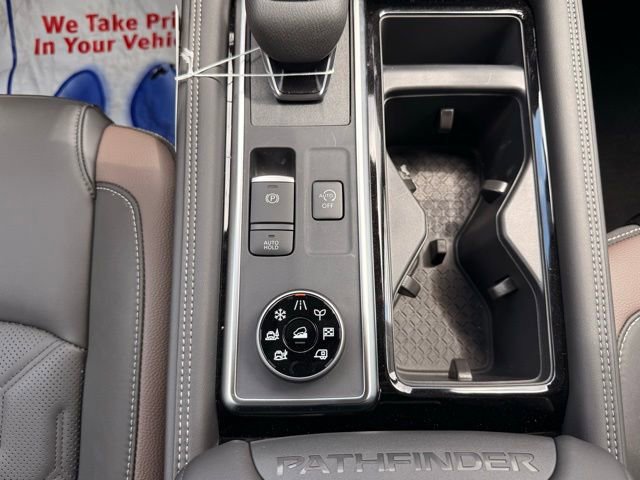 New 2026 Nissan Pathfinder Platinum w/ Cargo Package AWD/4WD image 32