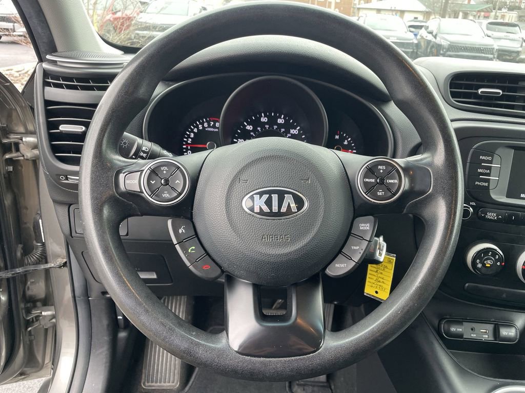 Used 2018 Kia Soul FWD image 13