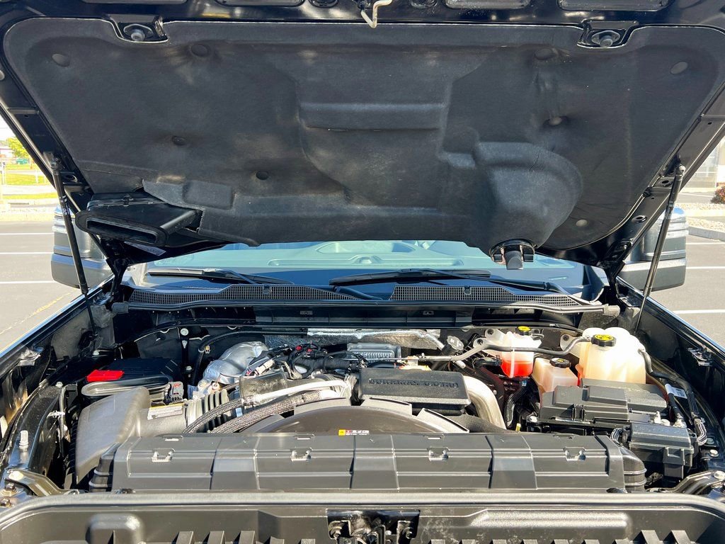 Used 2023 Chevrolet Silverado 2500 High Country image 14