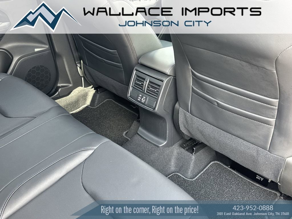 Certified 2025 Subaru Forester Limited AWD/4WD image 39