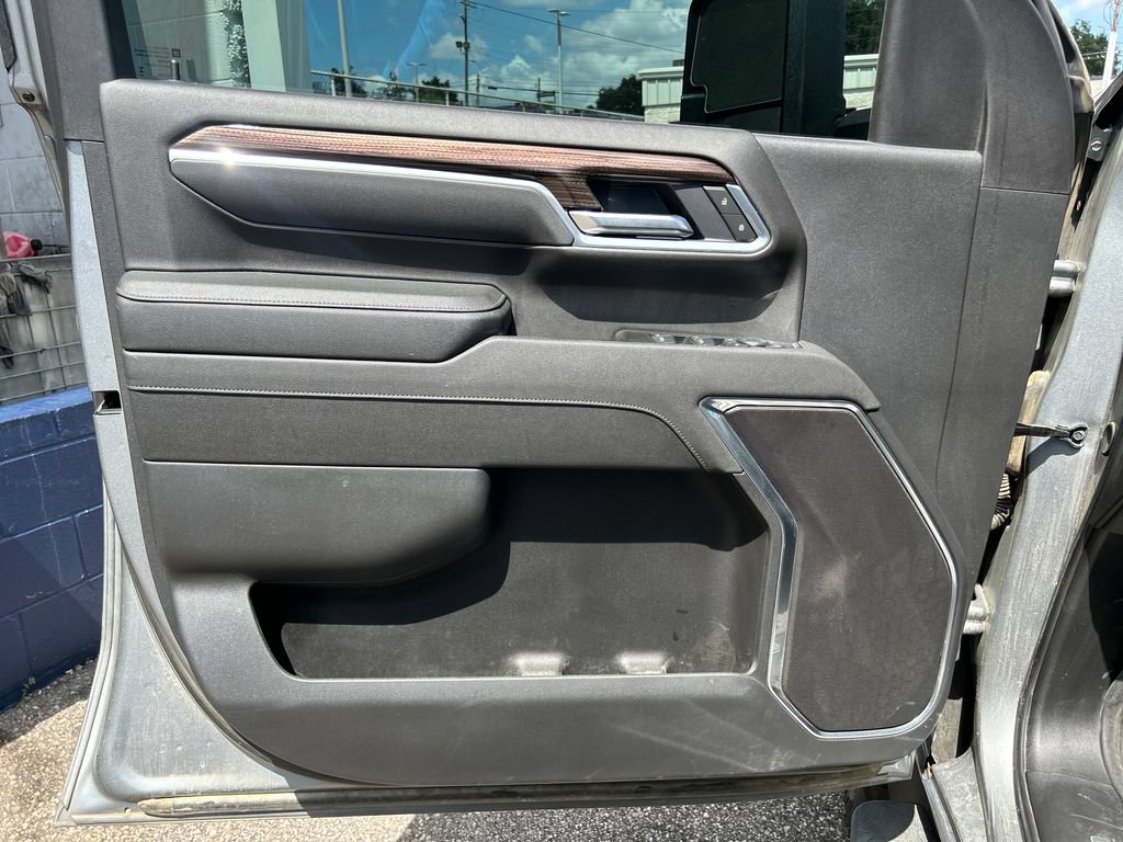 Used 2025 Chevrolet Silverado 2500 LT w/ Safety Package AWD/4WD image 10