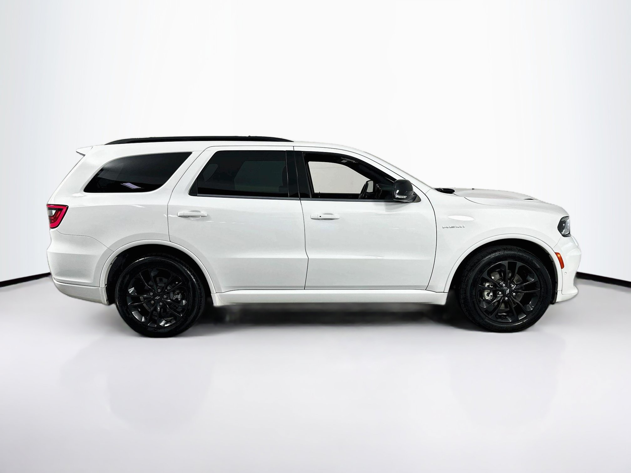 Used 2023 Dodge Durango R/T AWD/4WD image 4