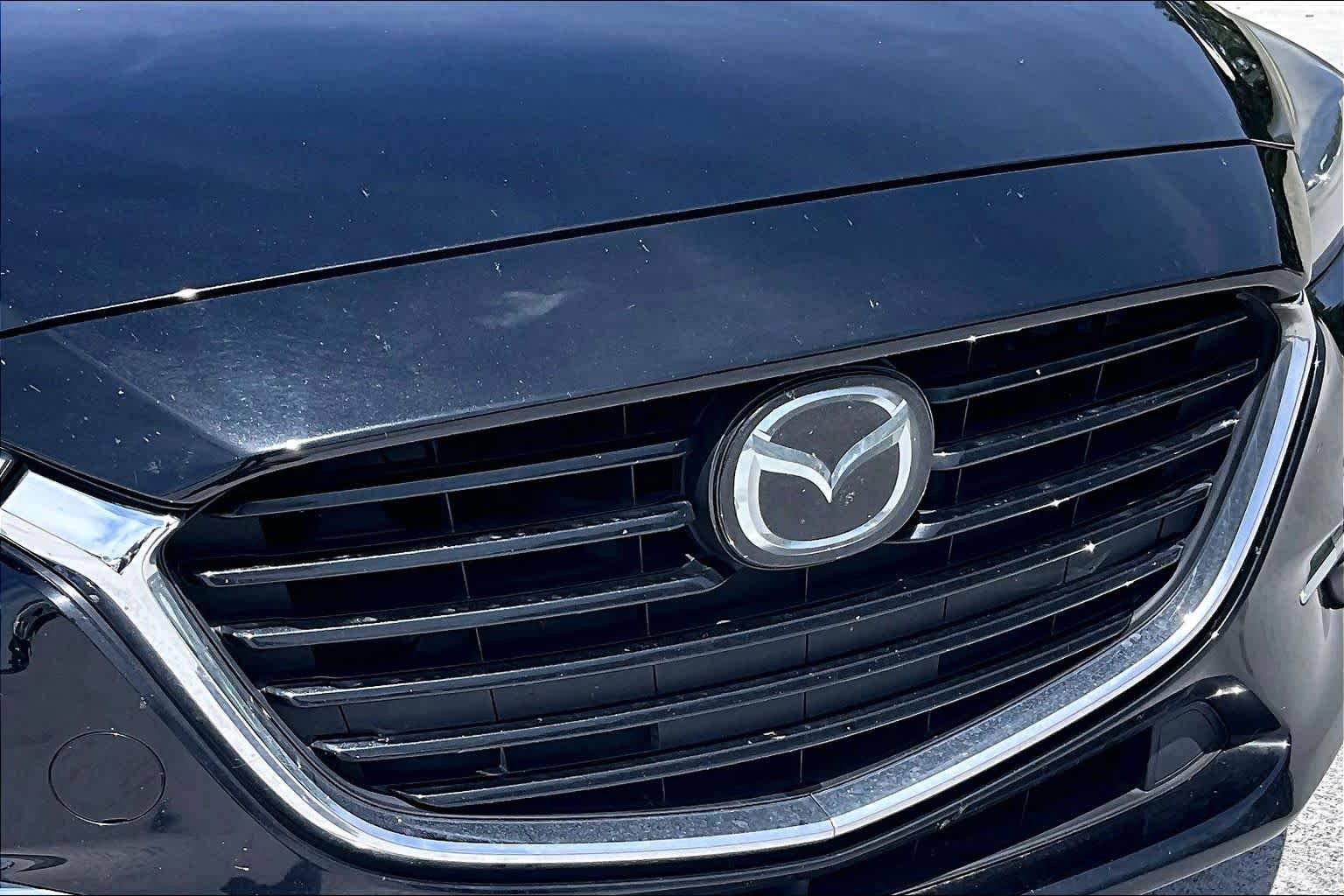 Used 2018 MAZDA MAZDA3 Grand Touring w/ Premium Equipment Package image 27