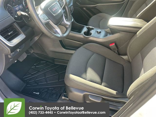 Used 2024 GMC Terrain SLE image 12