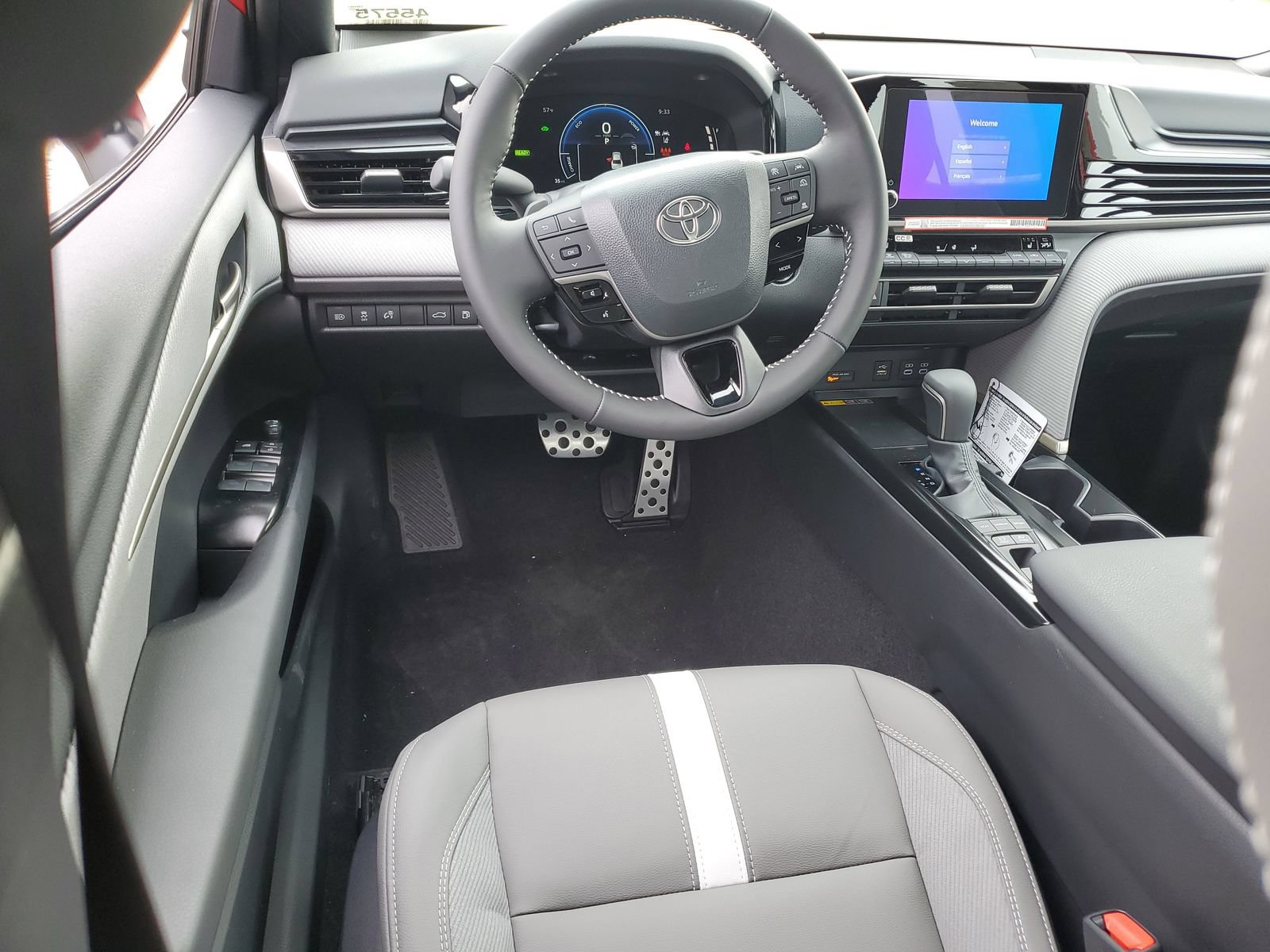 New 2026 Toyota Camry SE FWD image 11