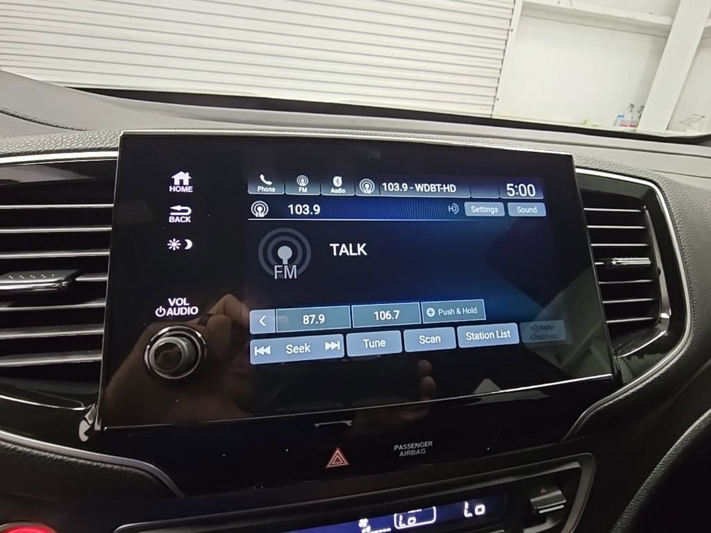 Used 2022 Honda Pilot Sport image 16