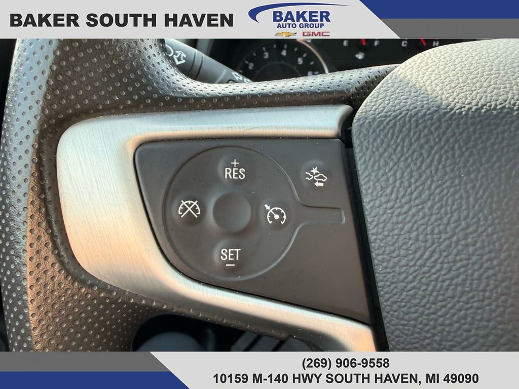 Used 2024 GMC Terrain SLE image 16