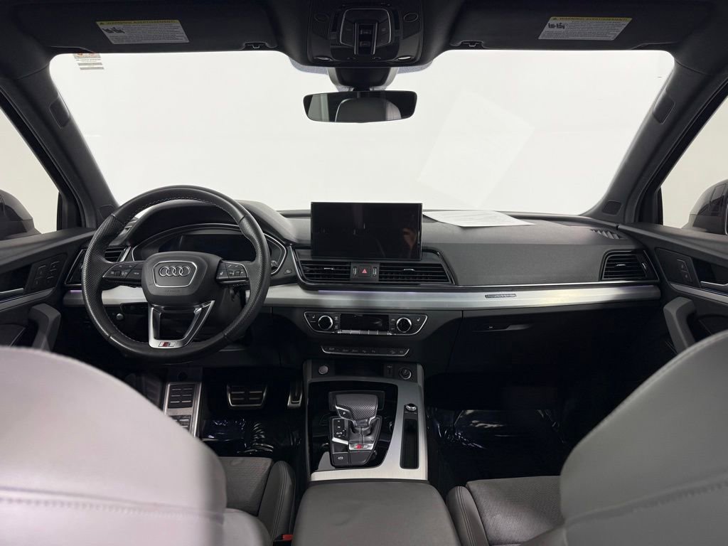 Used 2021 Audi SQ5 Prestige w/ Prestige Package image 18