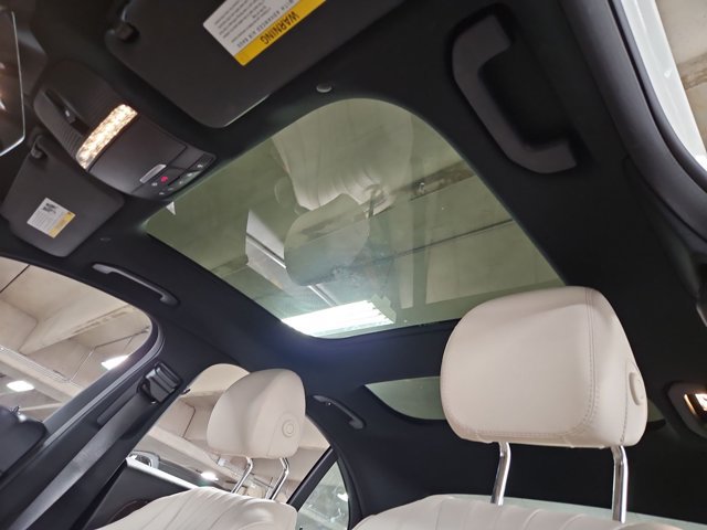 Used 2023 Mercedes-Benz E 350 4MATIC Sedan image 15