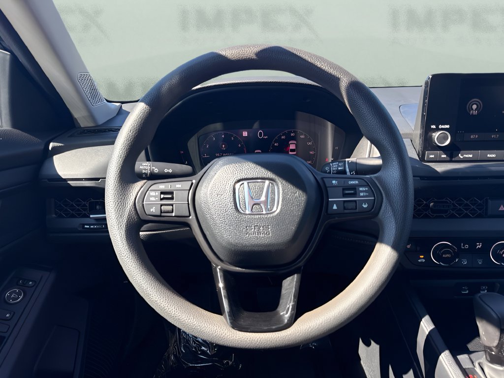 Used 2025 Honda Accord SE image 13