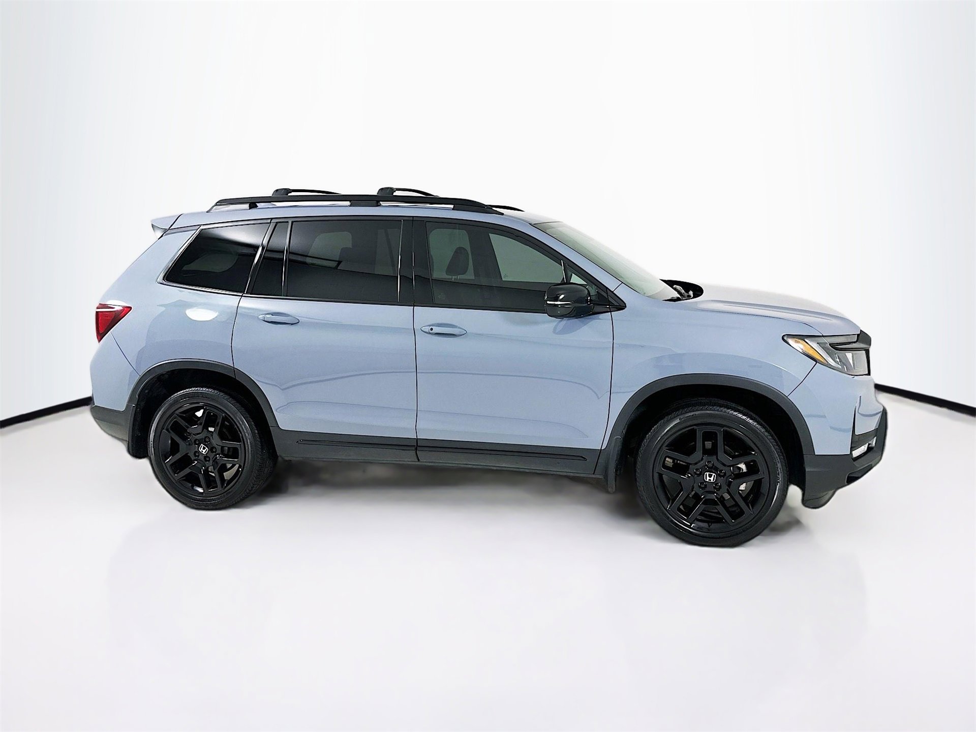 Used 2024 Honda Passport Black Edition image 9