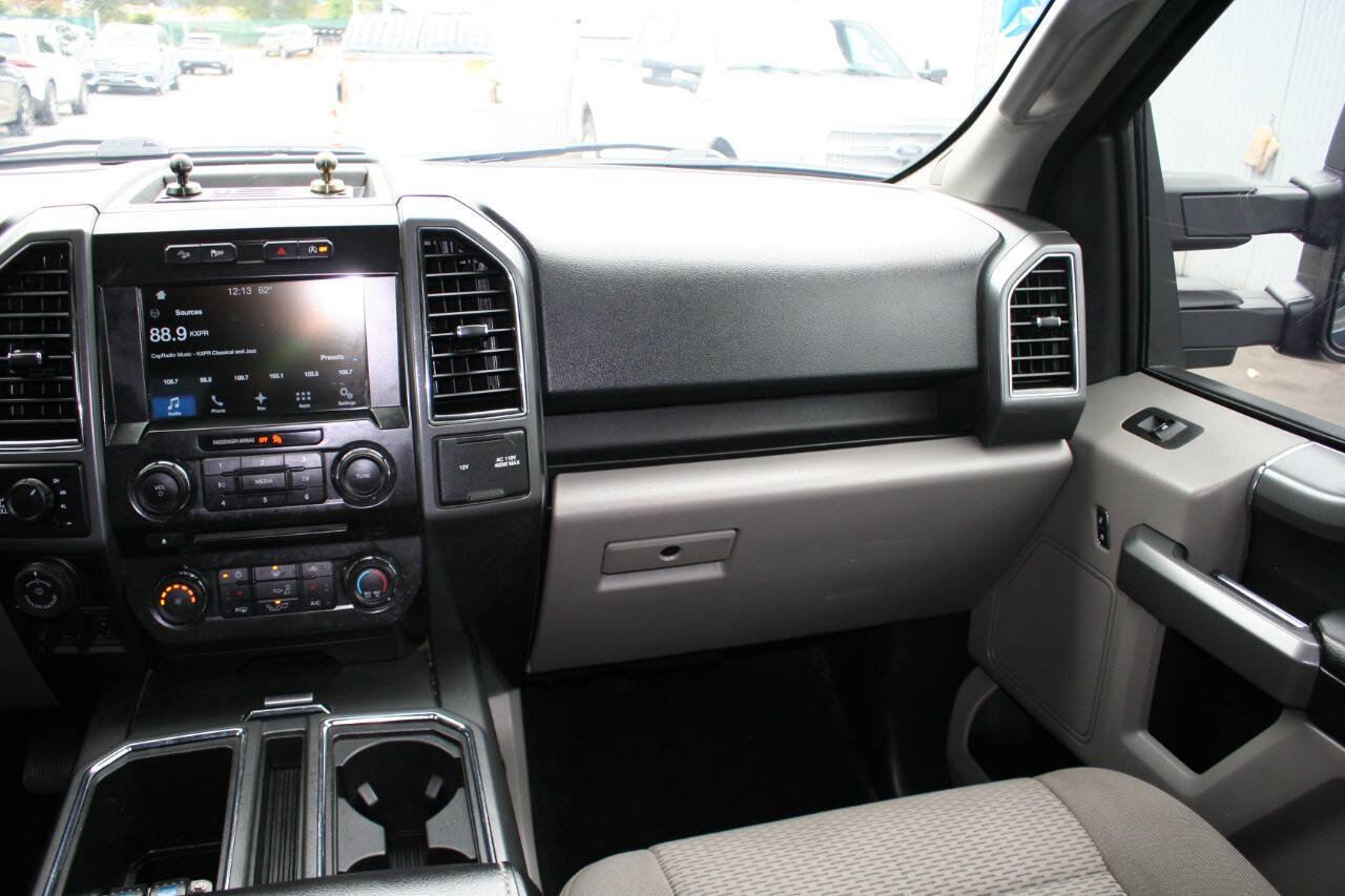 Used 2017 Ford F150 XLT w/ Equipment Group 302A Luxury image 14