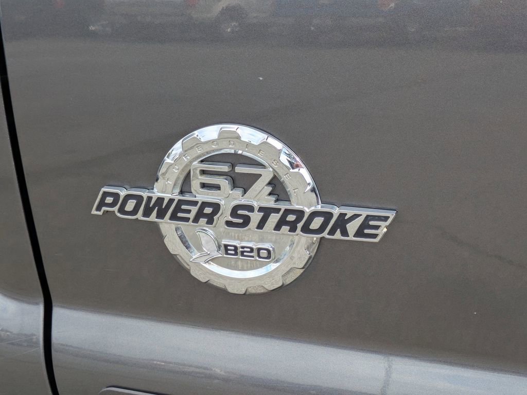 Used 2015 Ford F250 Lariat w/ Lariat Ultimate Package image 12