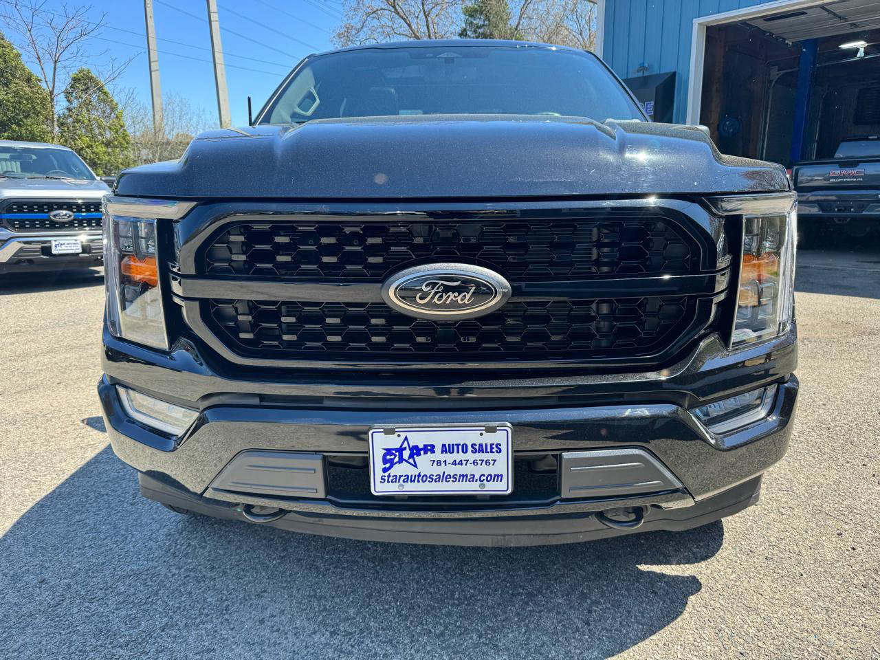 Used 2023 Ford F150 XLT w/ Equipment Group 302A High AWD/4WD image 4