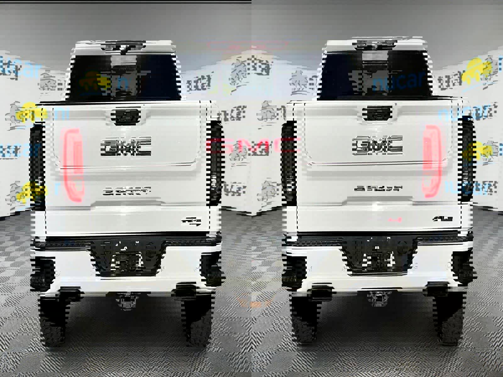 Used 2020 GMC Sierra 1500 AT4 w/ AT4 Premium Package image 5