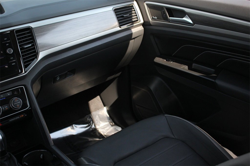 Used 2021 Volkswagen Atlas SEL Premium image 25