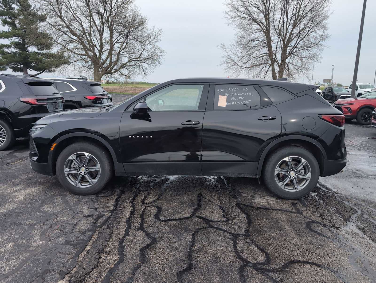Used 2025 Chevrolet Blazer LT image 2