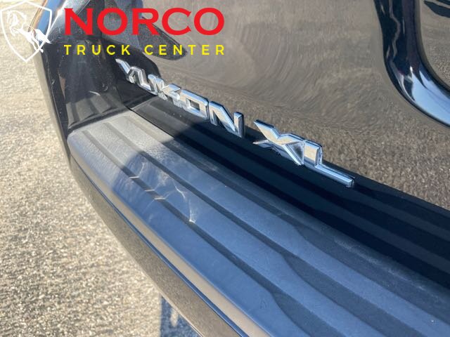 Used 2019 GMC Yukon XL SLT AWD/4WD image 8