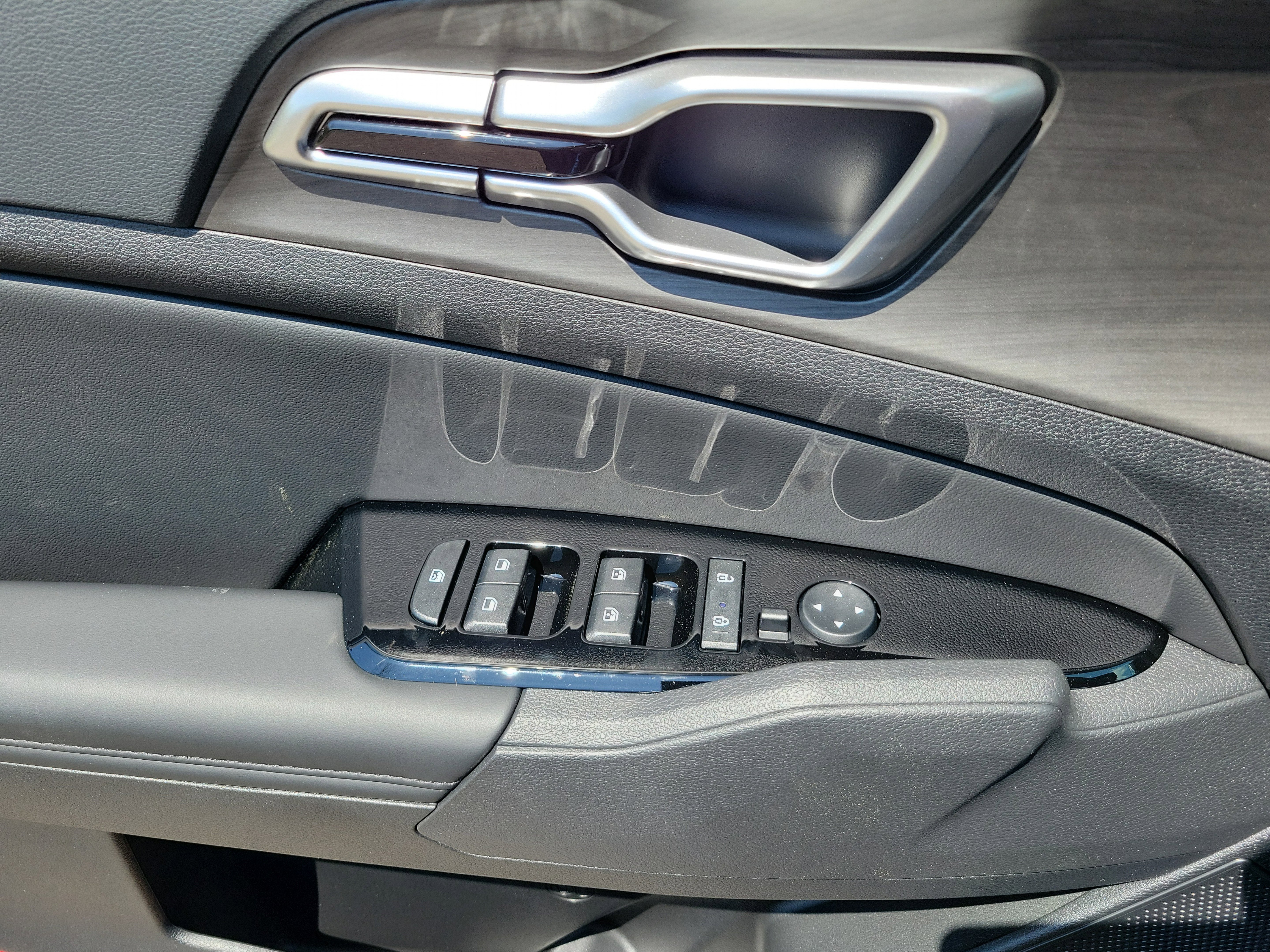 Used 2025 Kia Sportage X-Line w/ Premium Package image 22