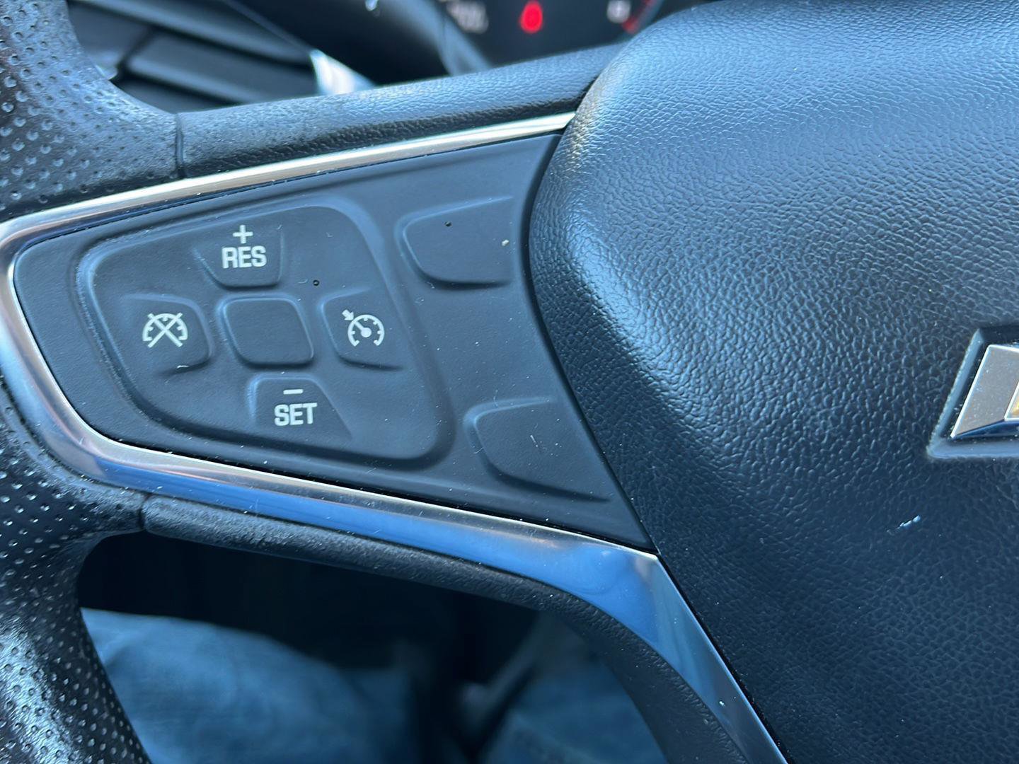 Used 2021 Chevrolet Malibu LT image 21