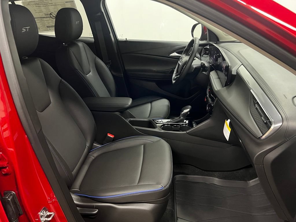 New 2026 Buick Encore GX Sport Touring FWD image 37