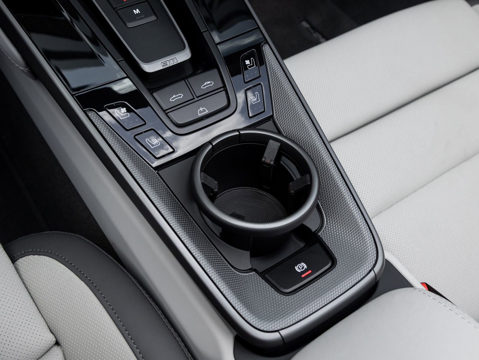 Certified 2026 Porsche 911 Carrera image 32
