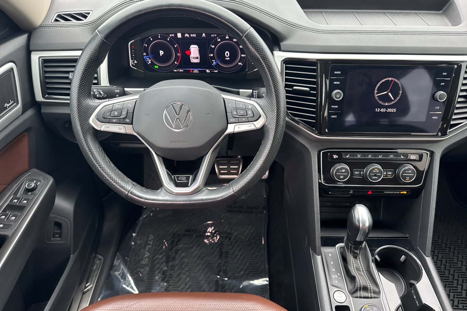 Used 2022 Volkswagen Atlas SEL Premium image 15