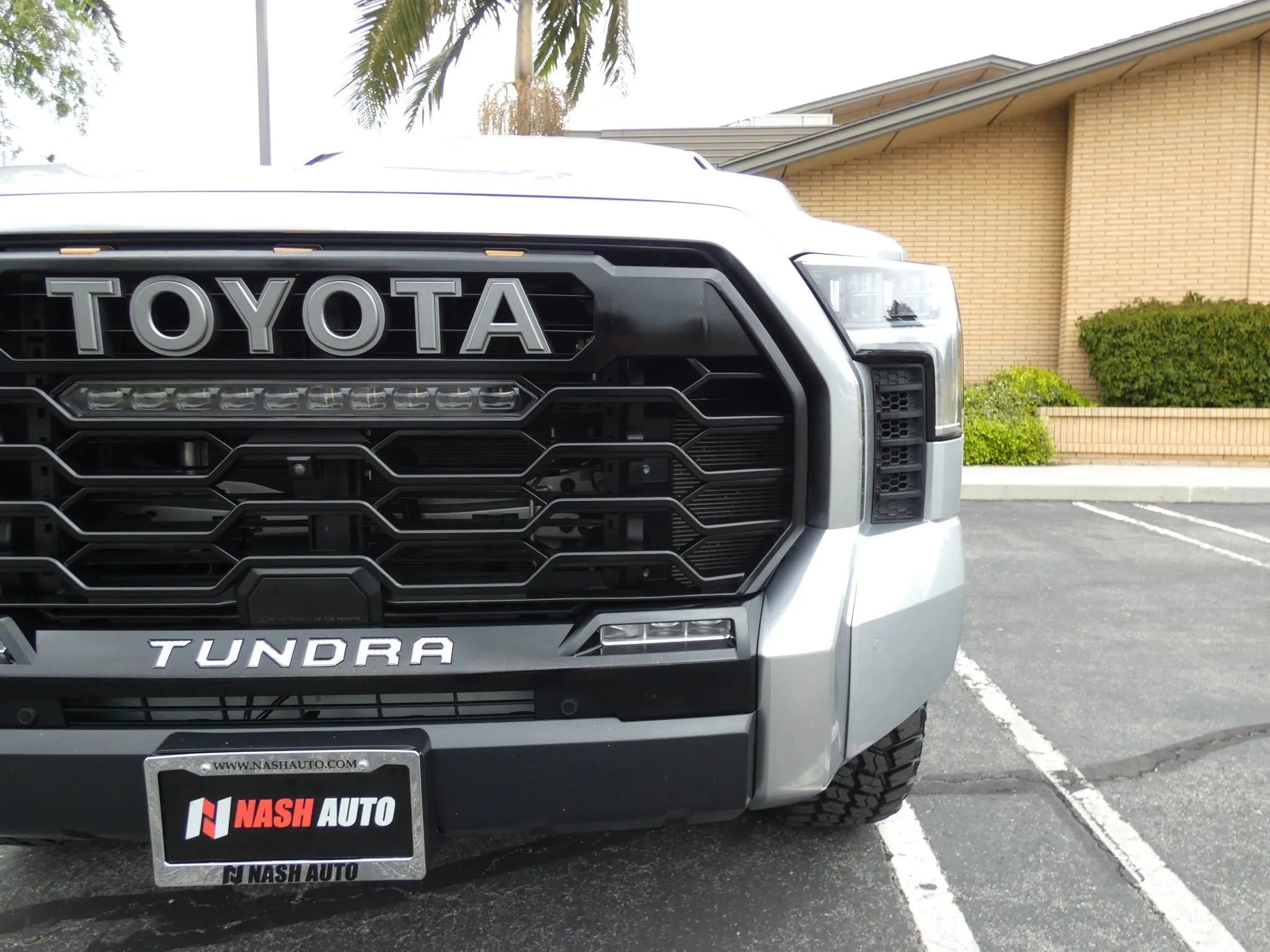 Used 2024 Toyota Tundra Limited w/ TRD Off-Road Package image 17