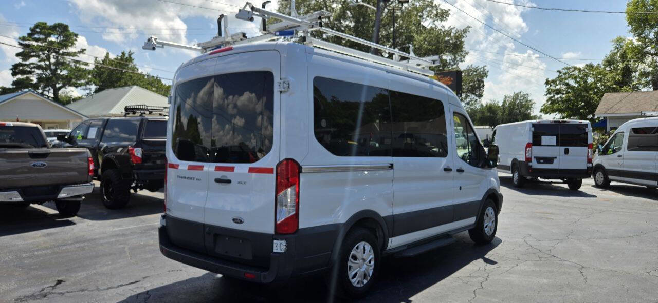 Used 2016 Ford Transit 150 XLT image 5