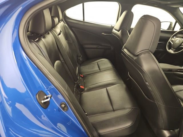 Used 2022 Lexus UX 250h w/ Premium Package image 35