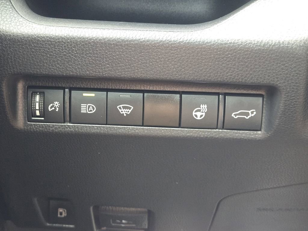 Certified 2022 Toyota RAV4 SE w/ Convenience Package image 24