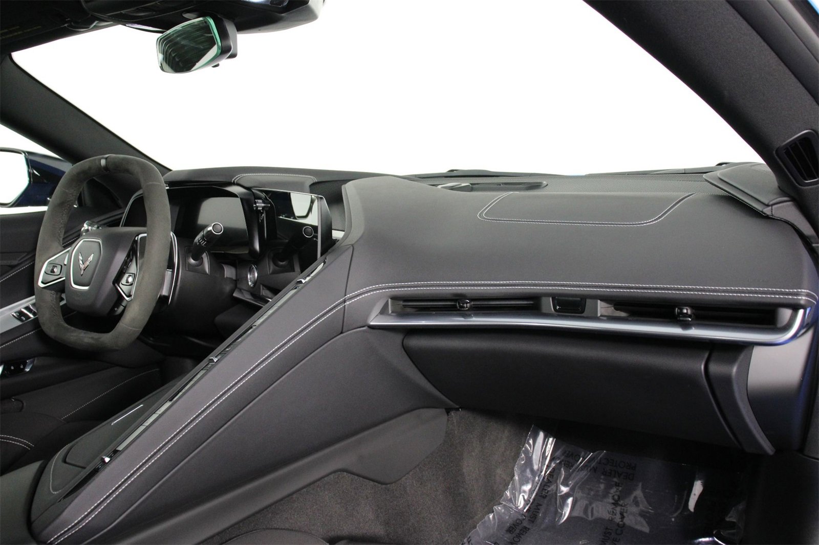 Used 2023 Chevrolet Corvette Stingray Coupe w/ Z51 Performance Package image 20