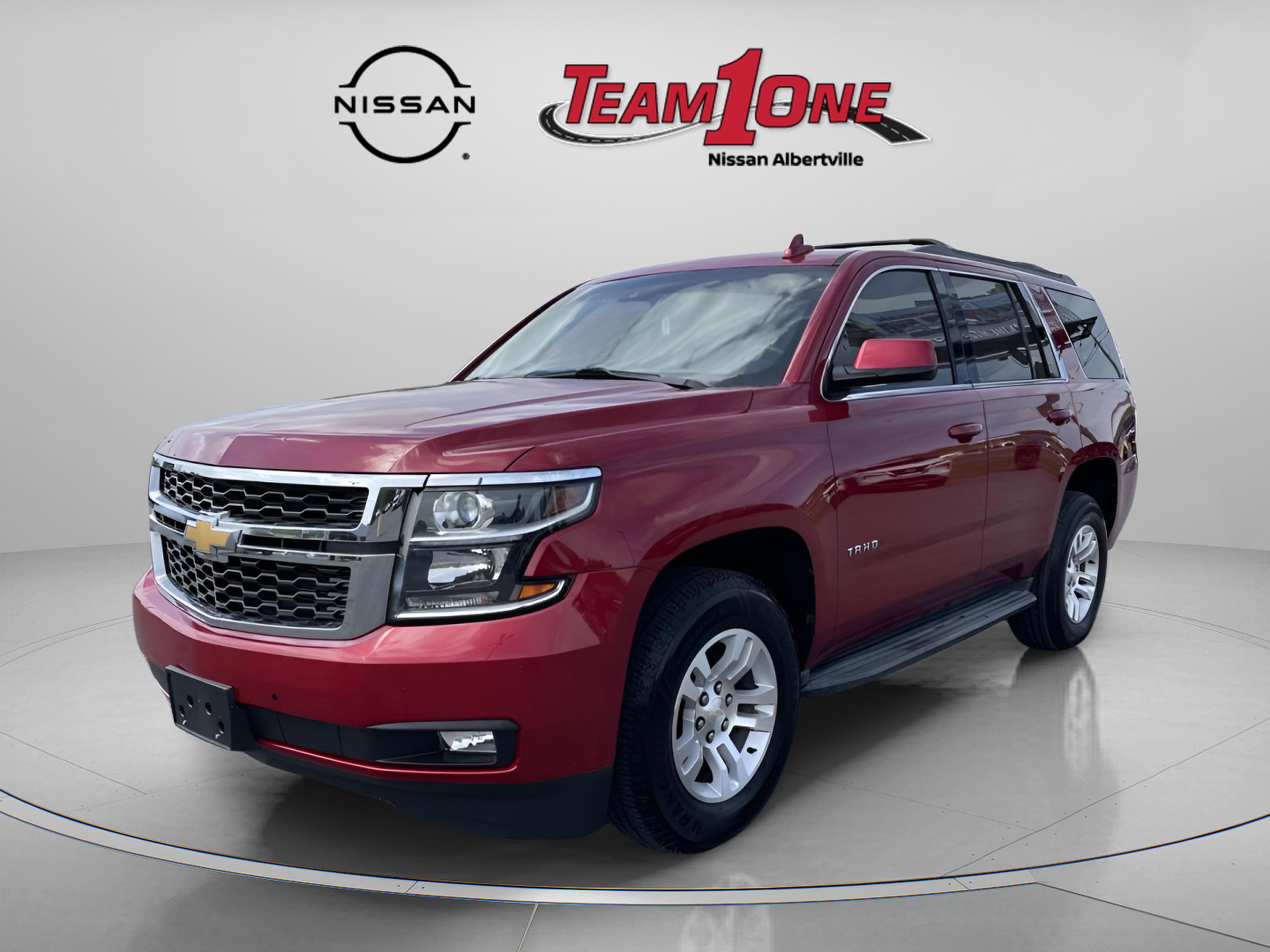 Used 2015 Chevrolet Tahoe LT w/ Luxury Package AWD/4WD image 4