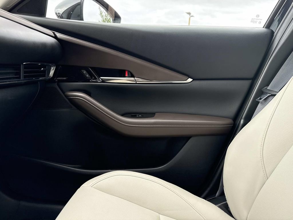 Certified 2025 MAZDA CX-30 2.5 Turbo w/ Premium Package image 33