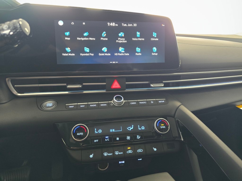 New 2026 Hyundai Elantra Limited FWD image 23