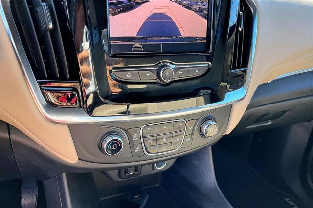 Used 2023 Chevrolet Traverse LS FWD image 16