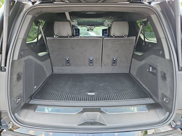 Certified 2026 Cadillac Escalade ESV V w/ LPO, ONYX Package AWD/4WD image 30