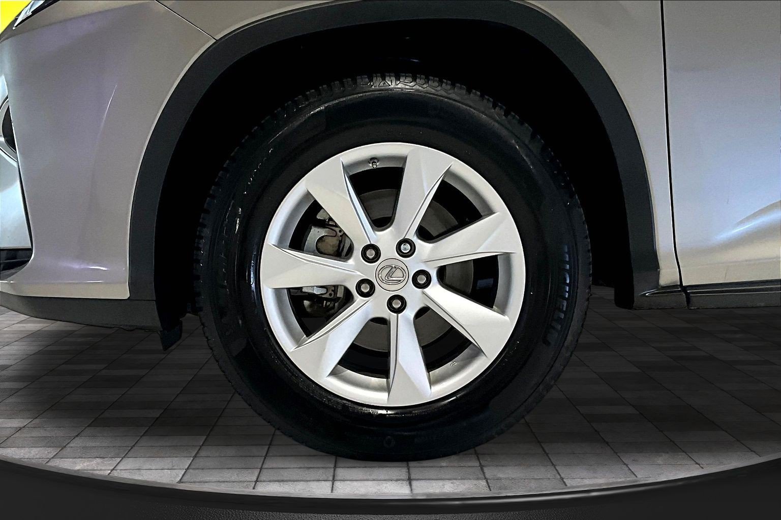 Used 2017 Lexus RX 350 AWD w/ Premium Package image 32
