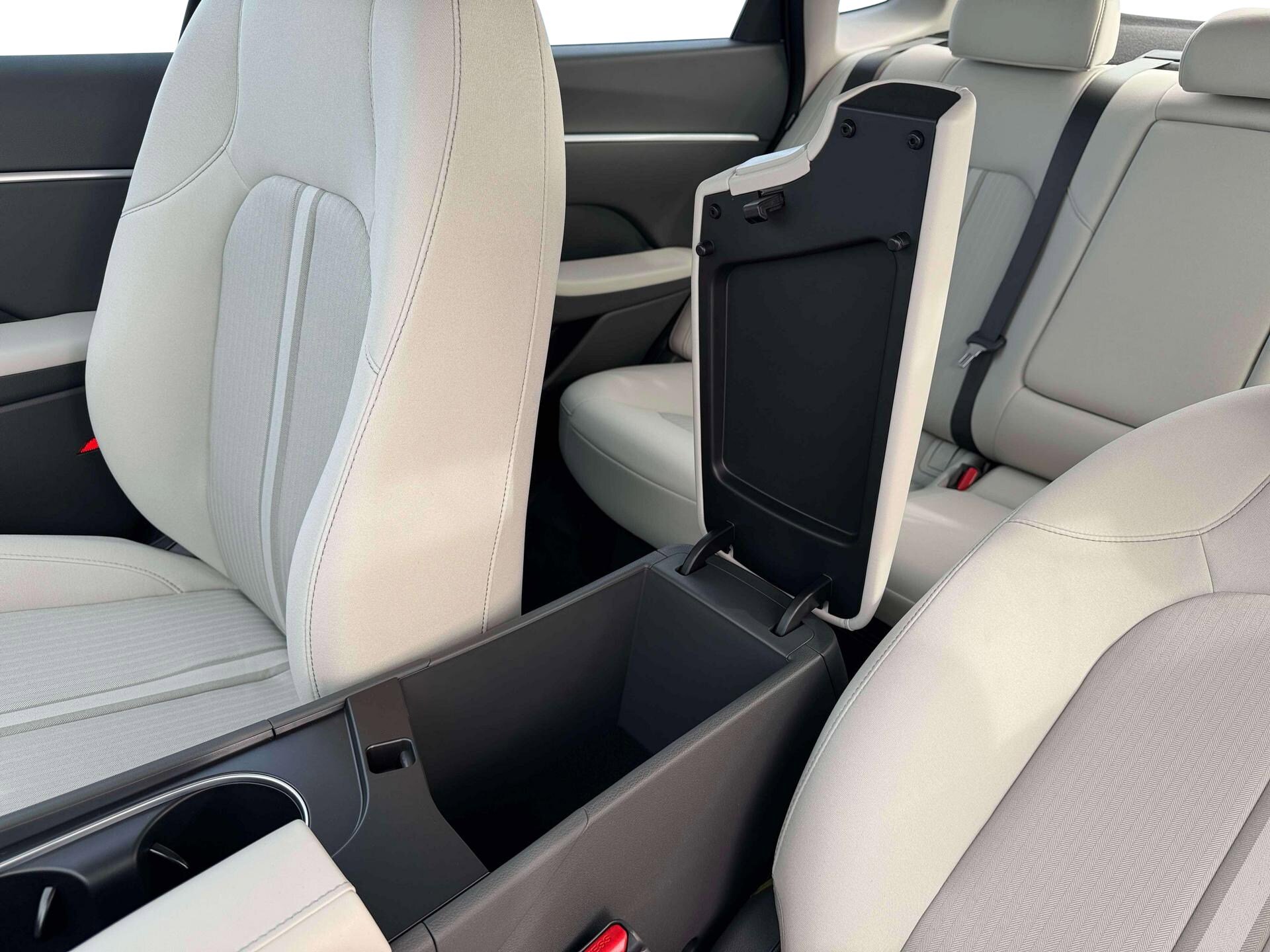 New 2026 Hyundai Sonata SEL FWD image 18