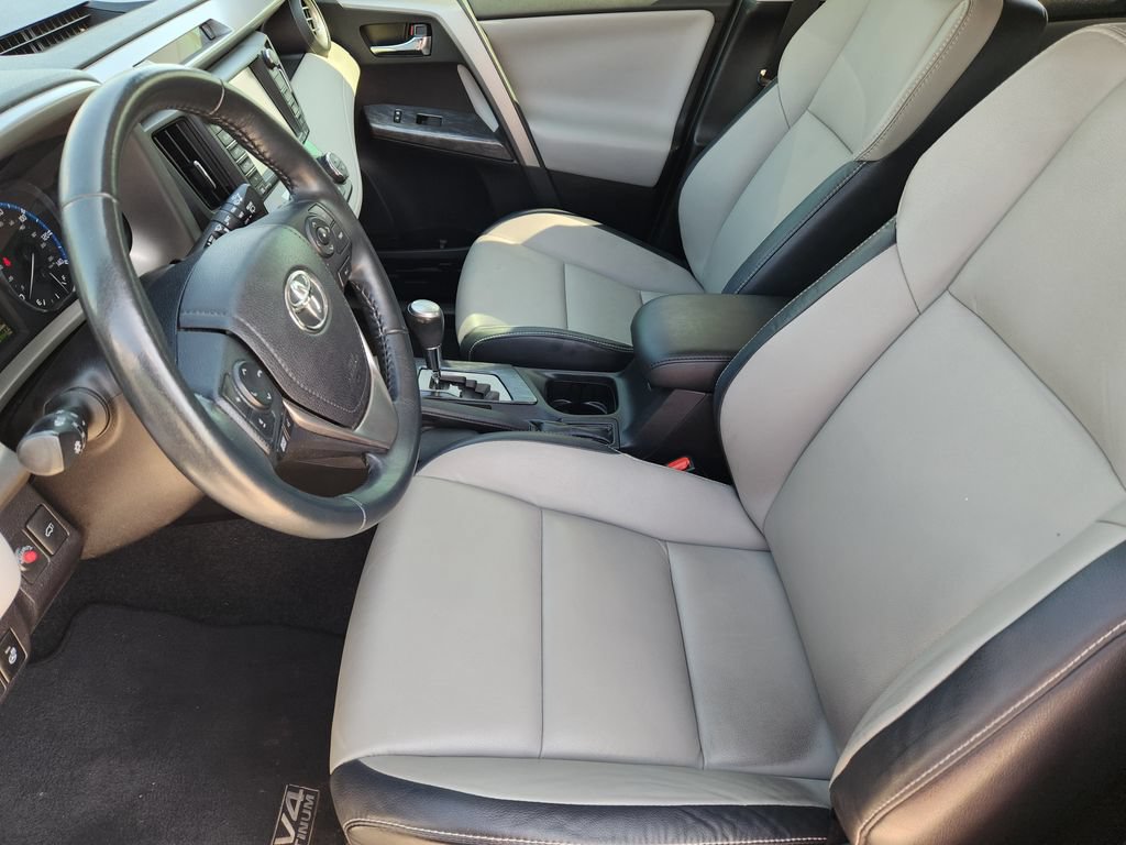 Certified 2017 Toyota RAV4 Platinum FWD image 14