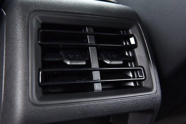 New 2026 Volkswagen Tiguan SE R-Line AWD/4WD image 23