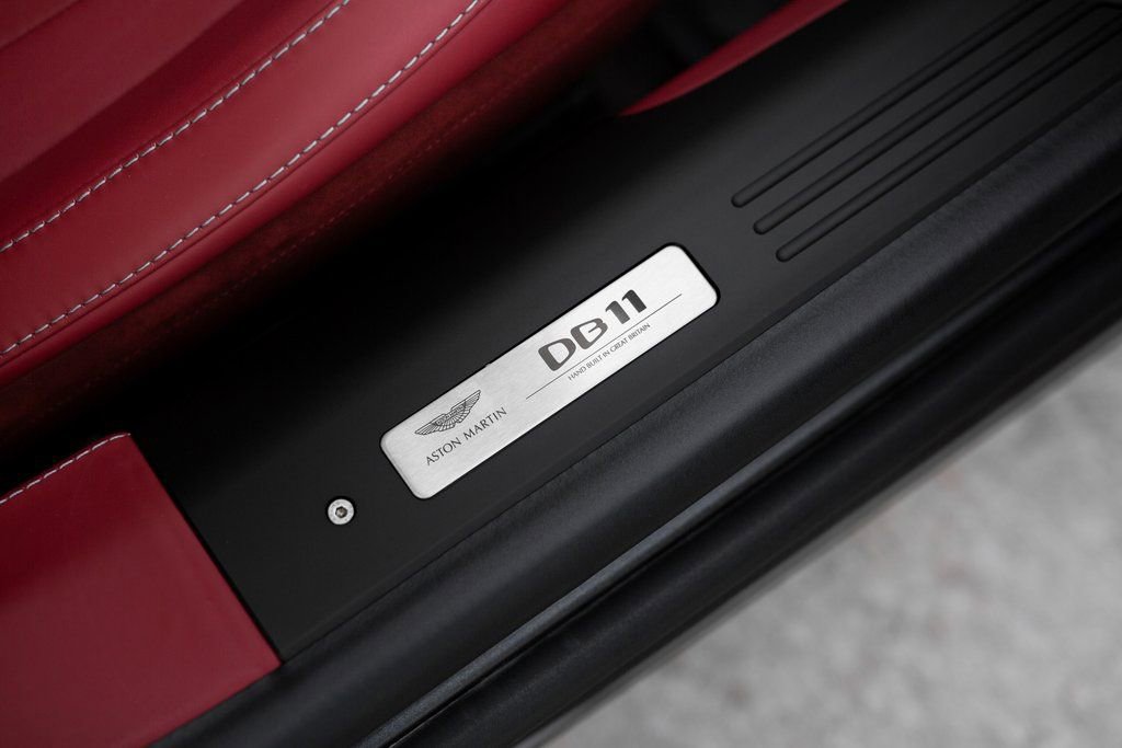 Used 2023 Aston Martin DB11 V12 image 34