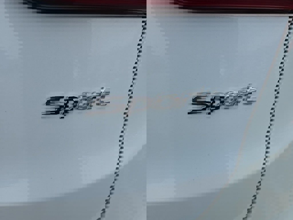 Used 2017 Hyundai Santa Fe Sport image 5